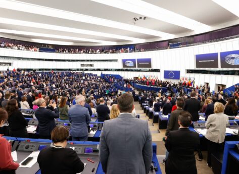 Il Parlamento europeo condanna violazioni dei diritti umani in Iran, Georgia e Azerbaigian